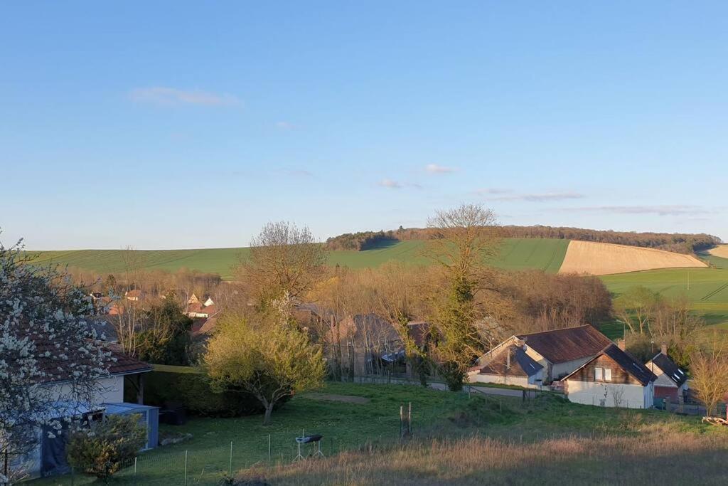 Le Bellevue A 1 H 30 De Paris Et 20 Km De Troyes Estissac Exterior foto
